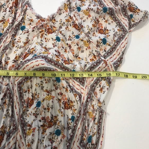 5/$25 Altar’d State patterned floral dress medium - Picture 4 of 7